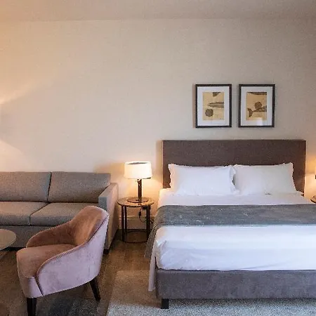 Dogana Hotel